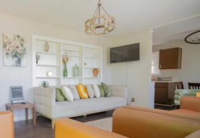 NEW Cozy 3bd House Near Stadiums, Downtown